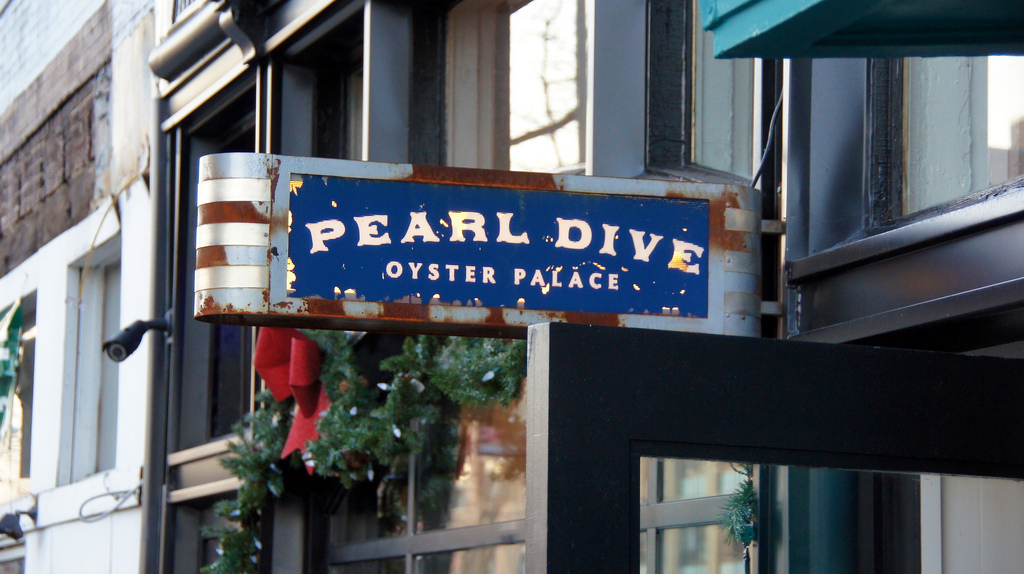 Pearl Dive Oyster Palace