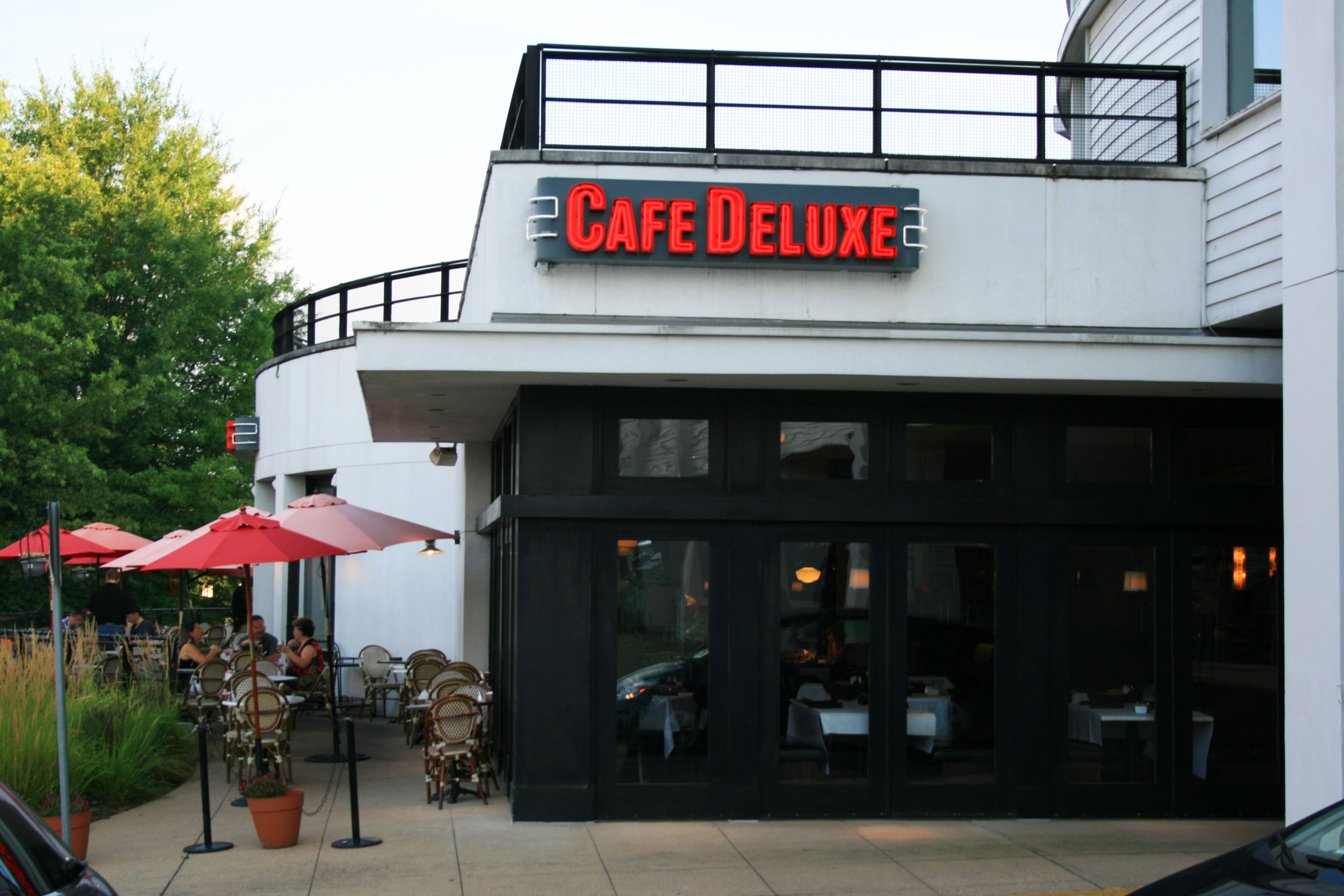 Cafe Deluxe