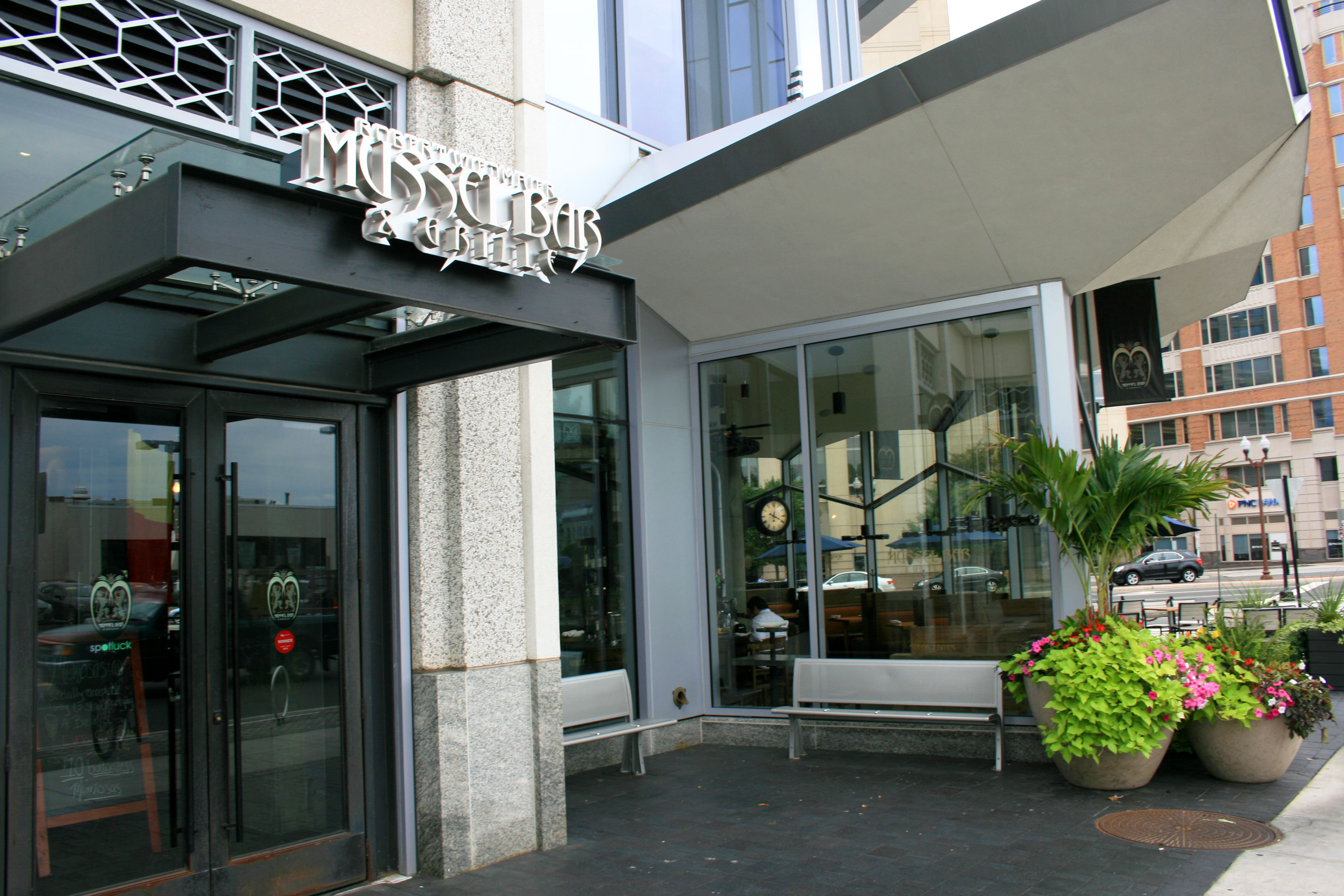 Mussel Bar and Grille